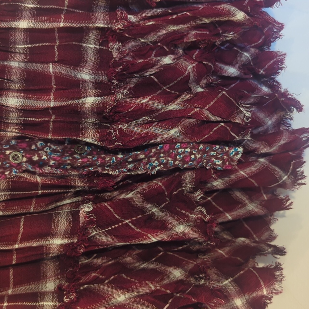 Altar's State Ruffle Floral Flannel New - Picture 3 of 3